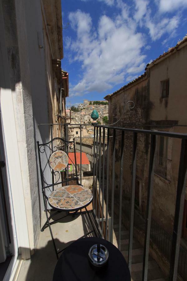 Il Sentiero Dell'Itria - Camere Con Vista Ragusa Exteriör bild