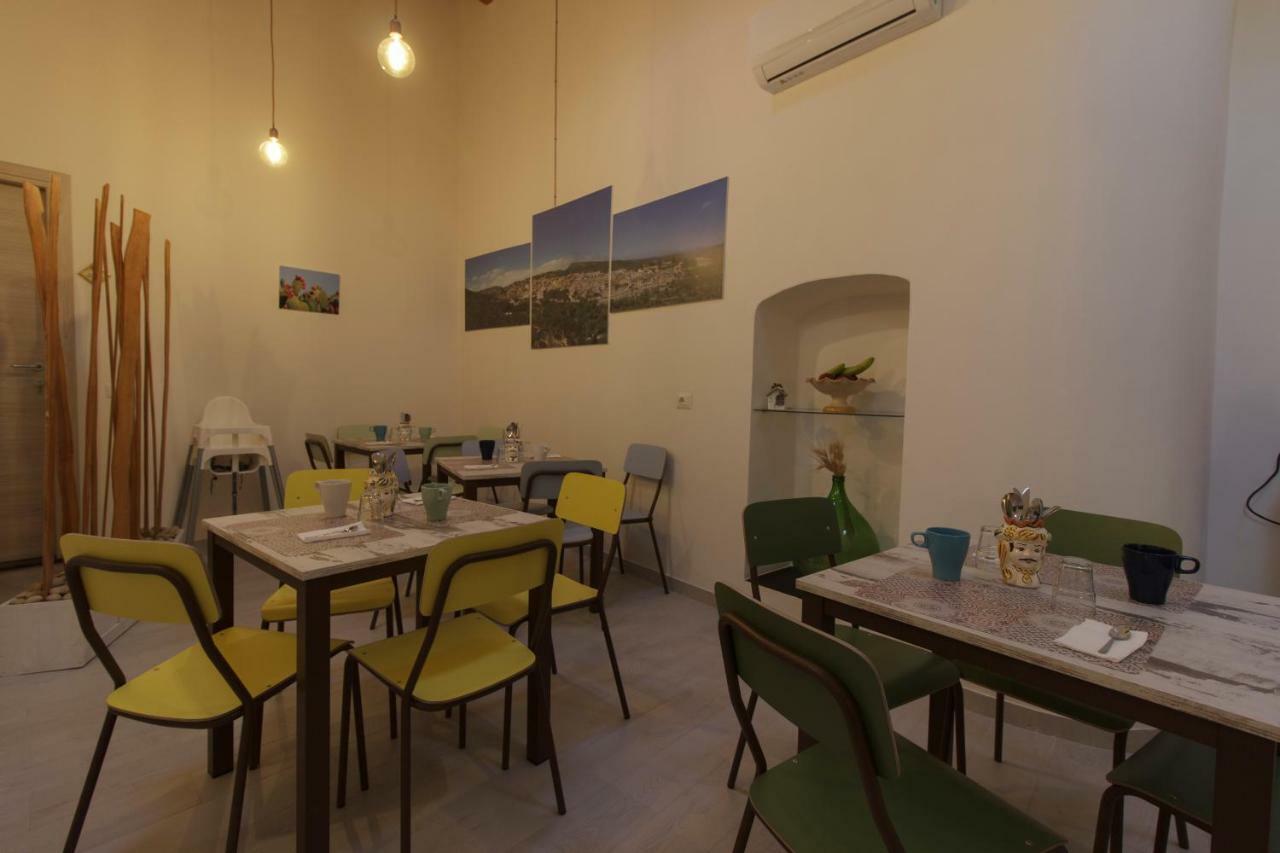 Il Sentiero Dell'Itria - Camere Con Vista Ragusa Exteriör bild